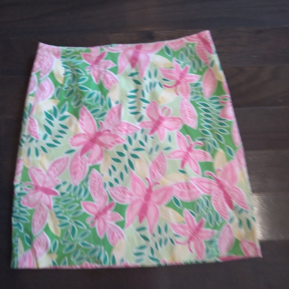 Lilly pulitzer skirt.